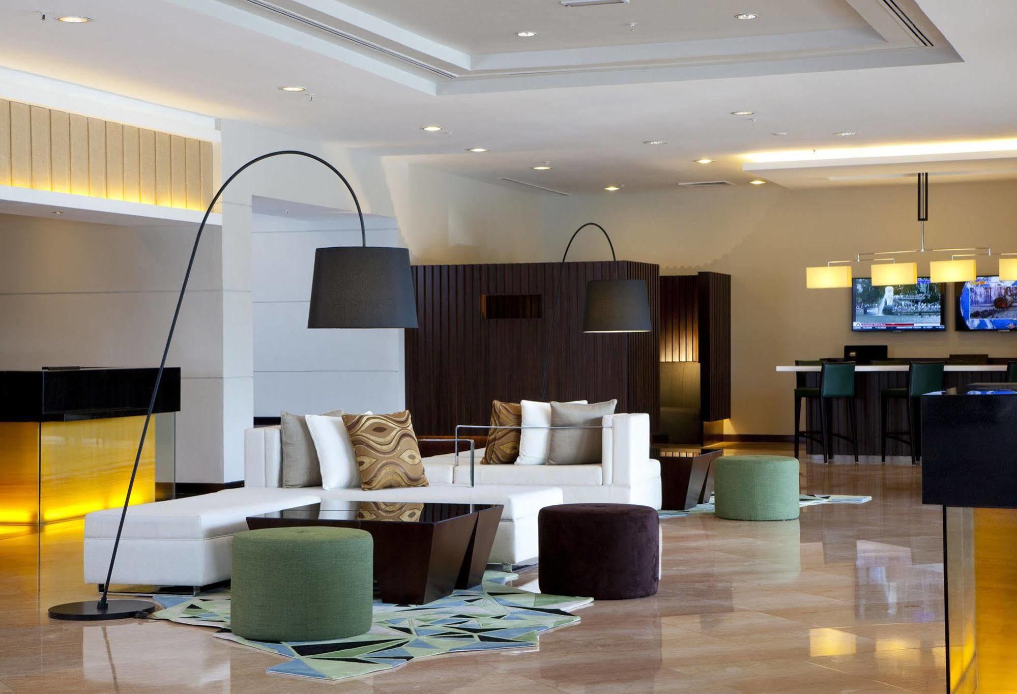 Ac Hotel By Marriott Kuala Lumpur Exterior photo