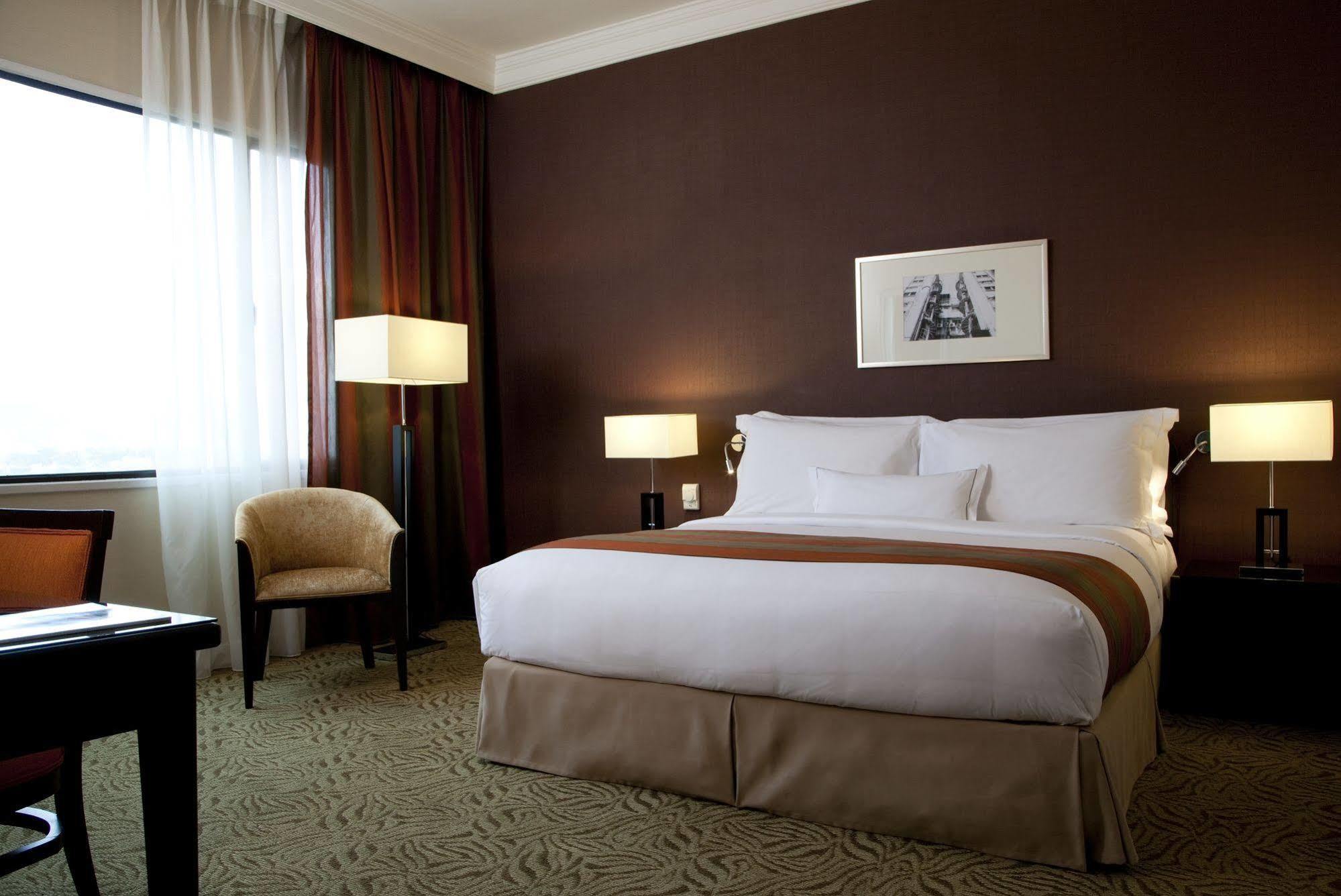 Ac Hotel By Marriott Kuala Lumpur Exterior photo
