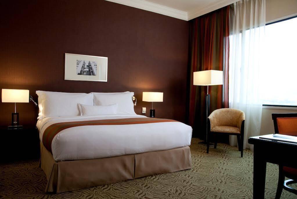 Ac Hotel By Marriott Kuala Lumpur Exterior photo